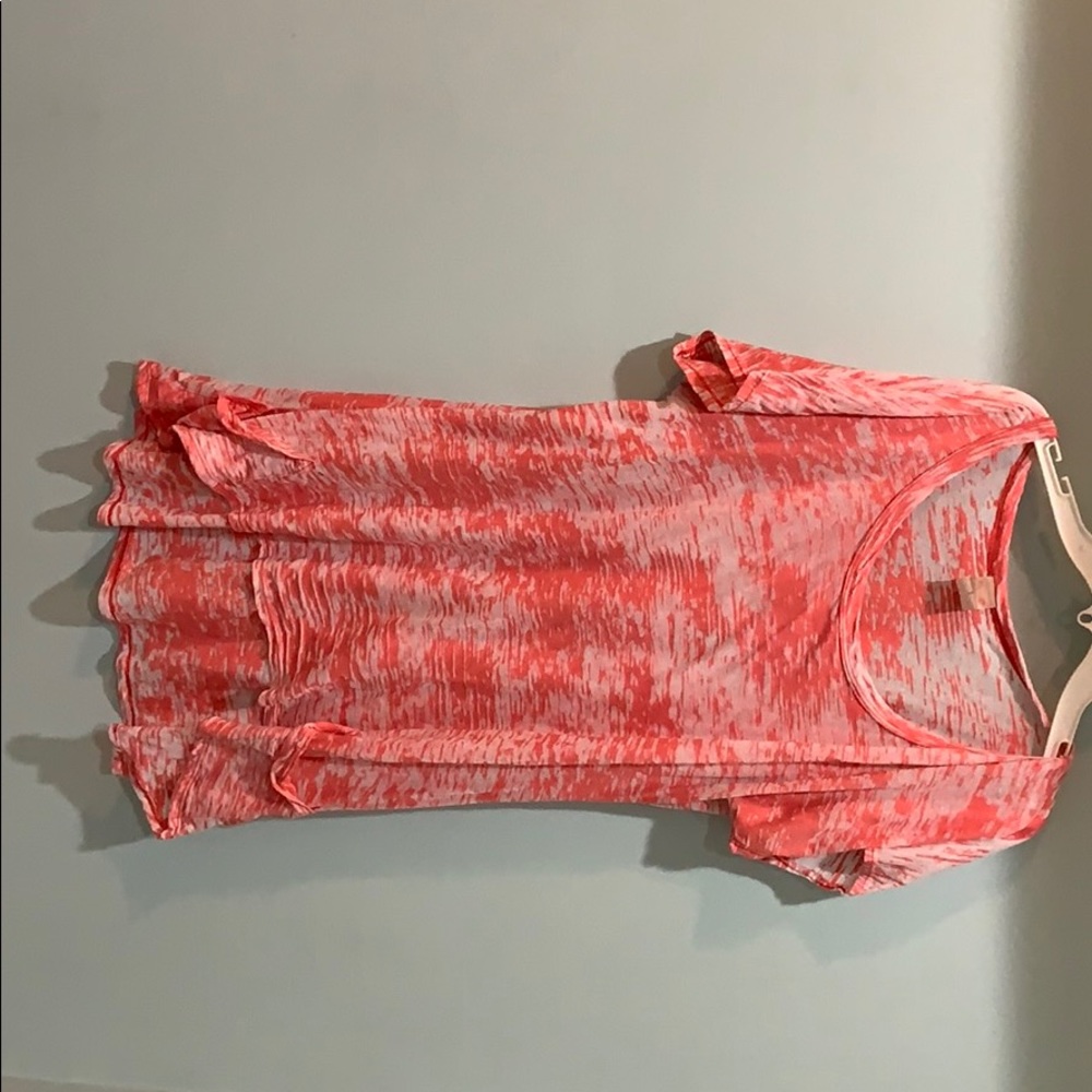 Short sleeve top